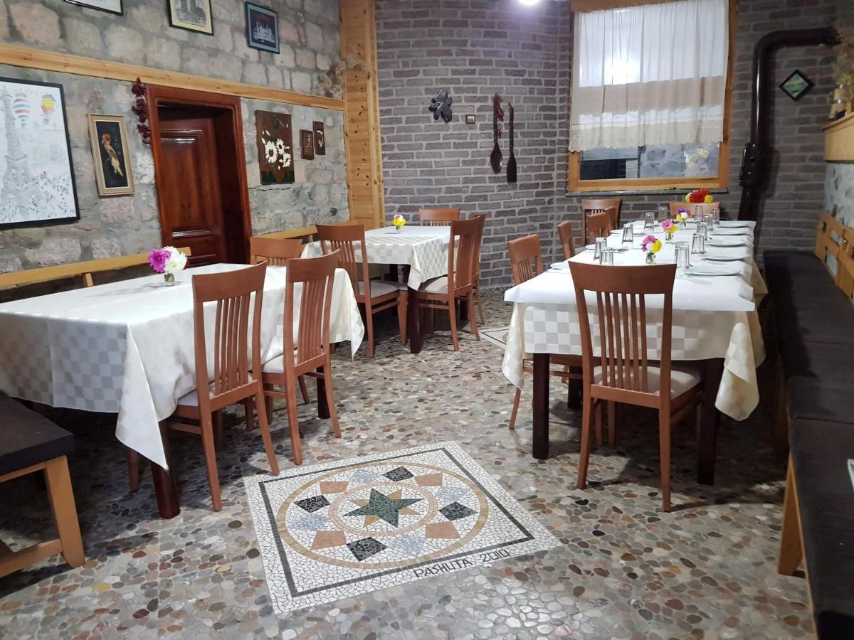 فندق Pashuta Voskopojë المظهر الخارجي الصورة